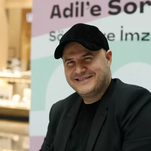 İstinyePark - Adil Yıldırım Söyleşi ve İmza Günü