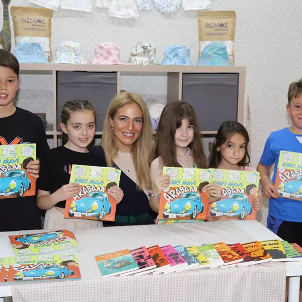 Ozmoz Kids Wear – Karne Hediyesi İmza Günü Etkinliği
